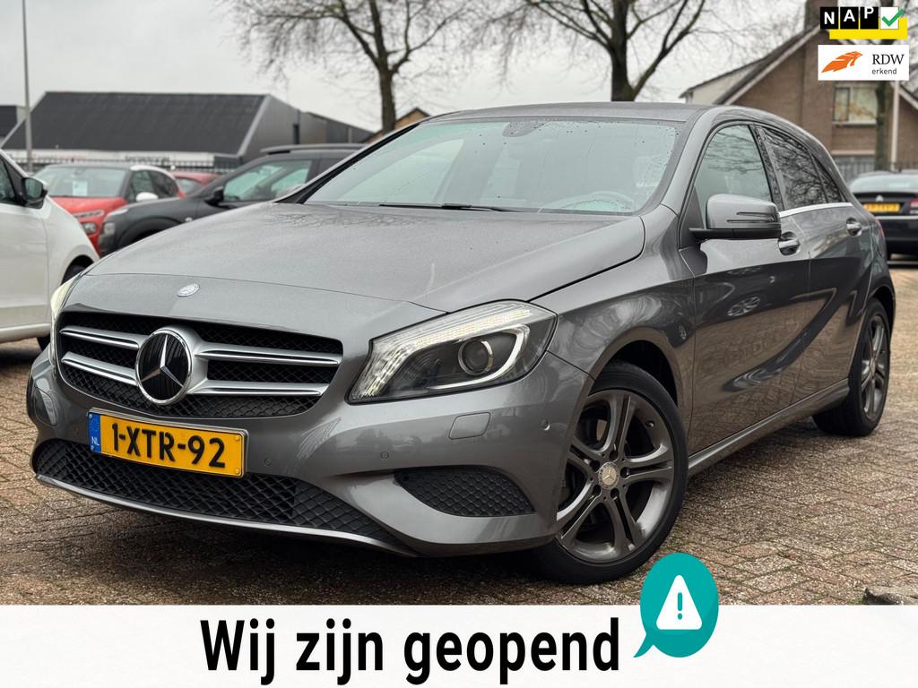 Mercedes-Benz A-klasse 180 Ambition AUTOMAAT PDC NAP APK CRU, Gebruikt, 4 cilinders, 122 pk, 19 km/l