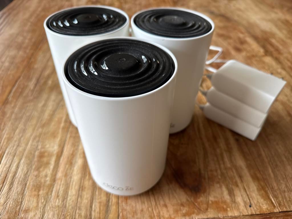 2x was 3x TP-Link Deco XE75 mesh wifi systeem, Computers en Software, Routers en Modems, Ophalen of Verzenden, Gebruikt, Router