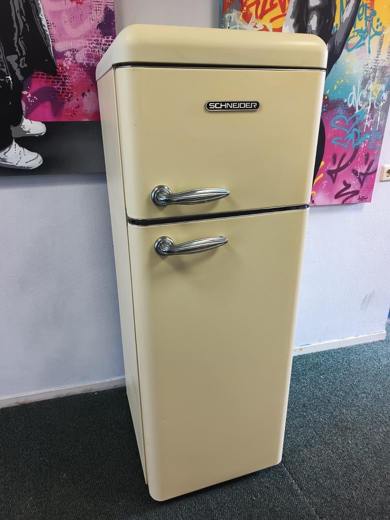Mooie Retrolook creme-Koelkast, bezorgen mogelijk&garantie, Ophalen, 200 liter of meer, 160 cm of meer, Zo goed als nieuw