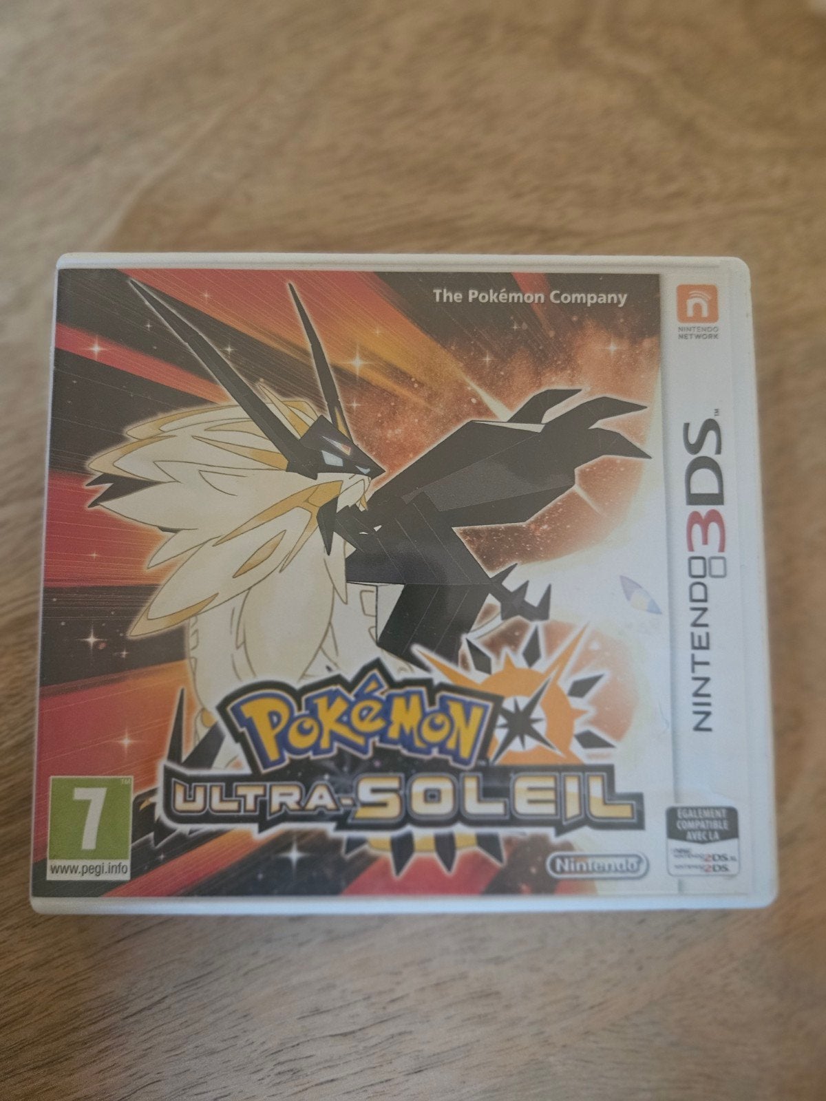 Pokémon Ultra Sun - Nintendo 3DS, Spelcomputers en Games, Games | Nintendo 2DS en 3DS, 1 speler, Ophalen of Verzenden, Zo goed als nieuw