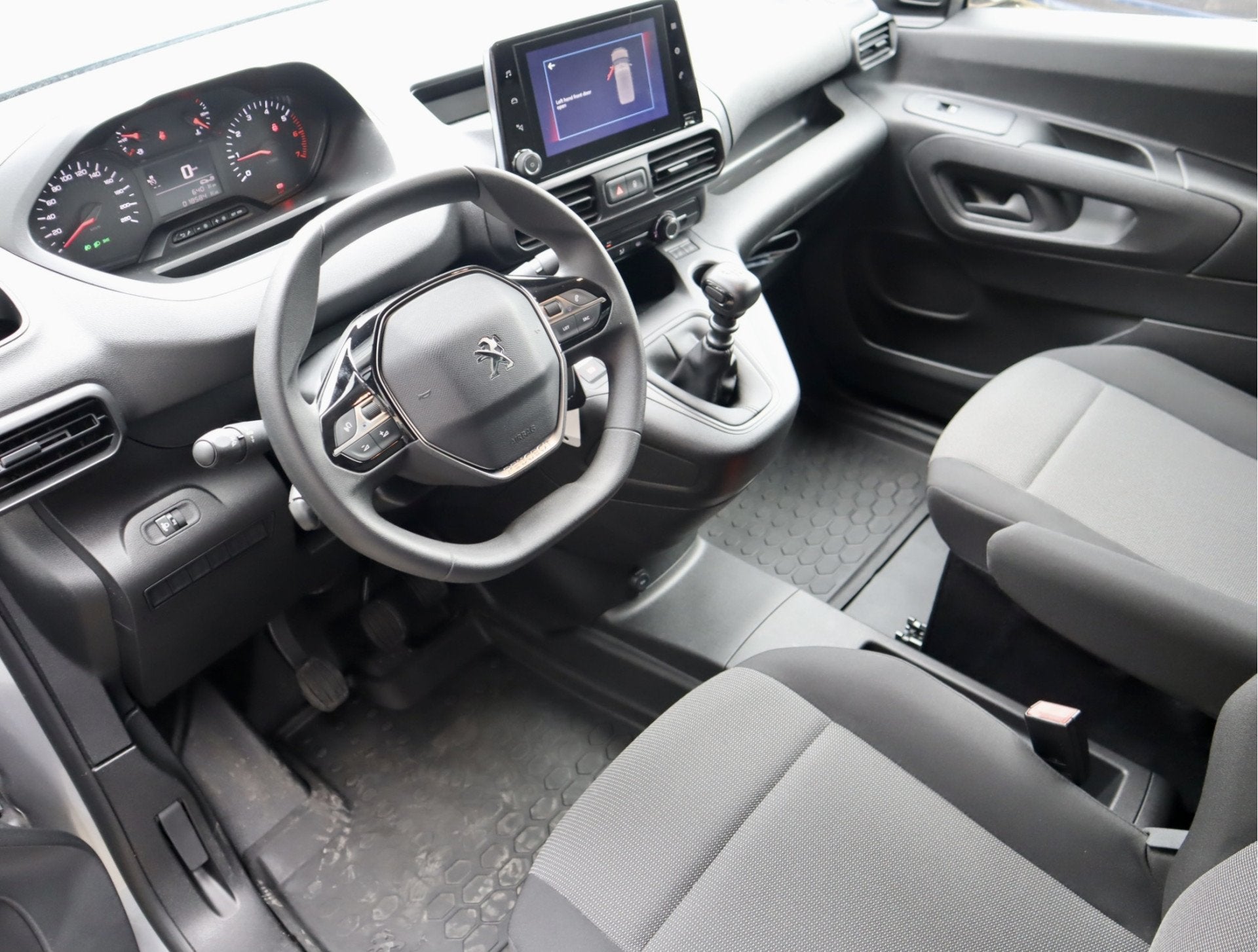 Peugeot Partner HDI 102PK MARGE-BTW VRIJ AIRCO CRUISE, Auto's, Bestelauto's, Voorwielaandrijving, Gebruikt, Euro 6, 4 cilinders