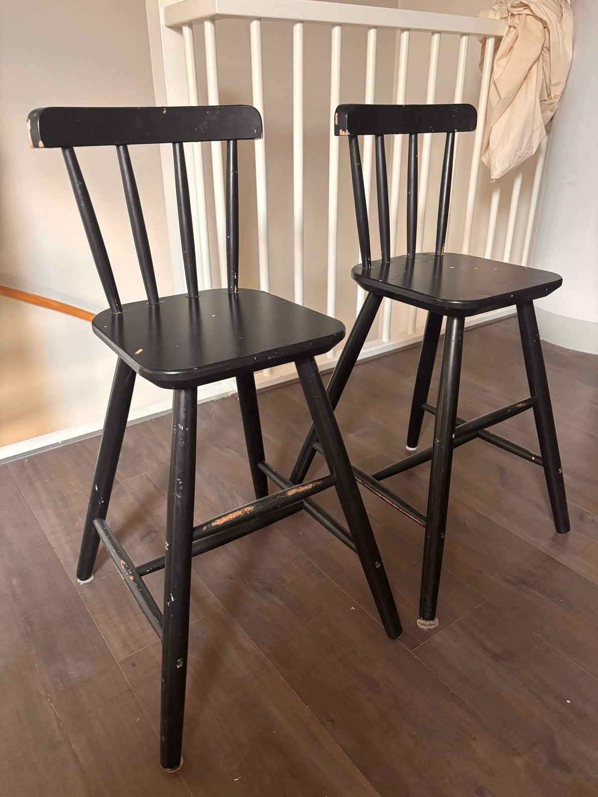 Zwarte kinderkruk/ stoel (Ikea AGAM), Ophalen, Gebruikt, Twee, Zwart