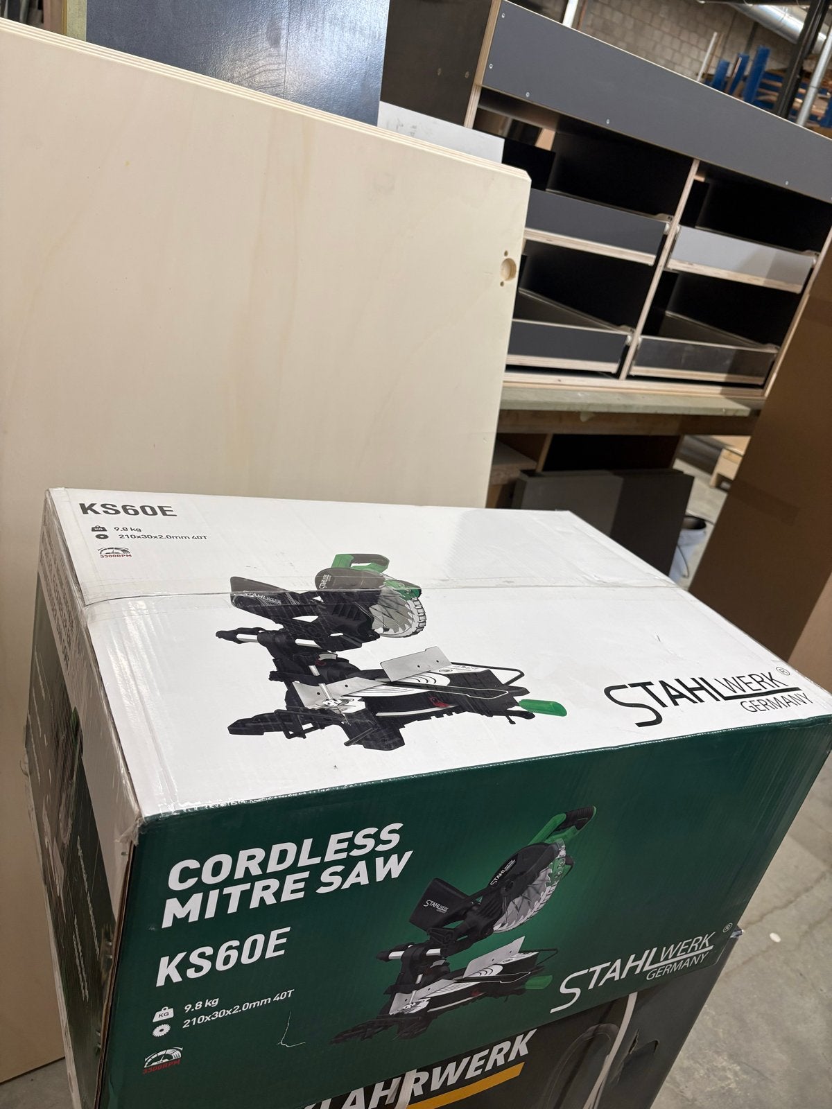 Nieuwe Stahlwerk Afkortzaag KS60E - 18v makita aansluiting, Ophalen of Verzenden, Nieuw, Afkortzaag