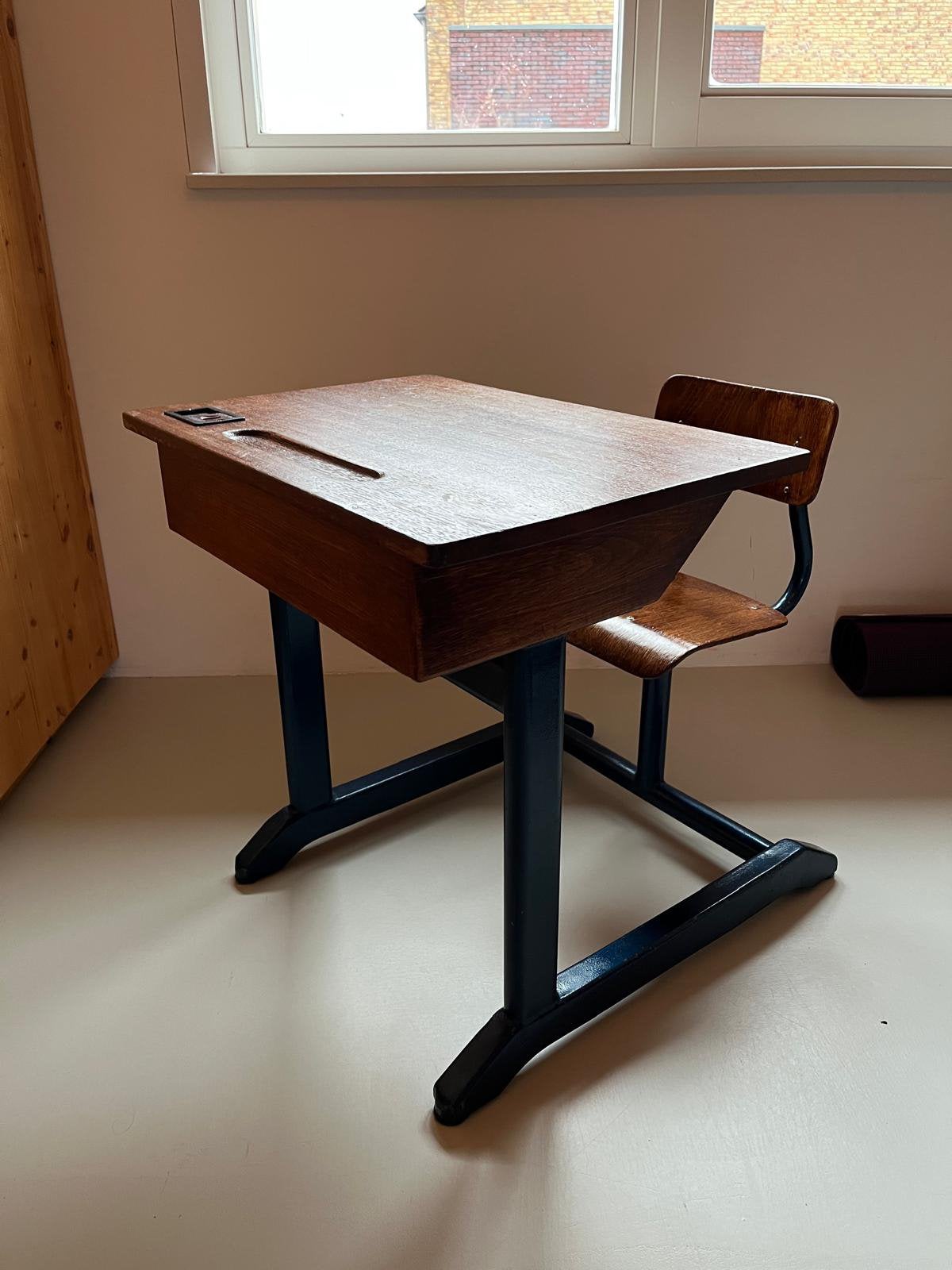 Vintage schooltafeltje, Kinderen en Baby's, Ophalen, Gebruikt, Tafel(s) en Stoel(en)