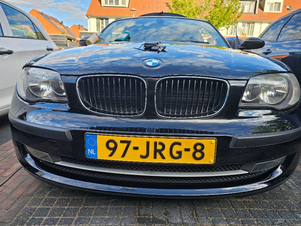 BMW 1-Serie 2.0 116I 3DR 2009 Zwart 97-JRG-8, Auto's, 1-Serie, 1995 cc, 4 cilinders, Start-stop-systeem
