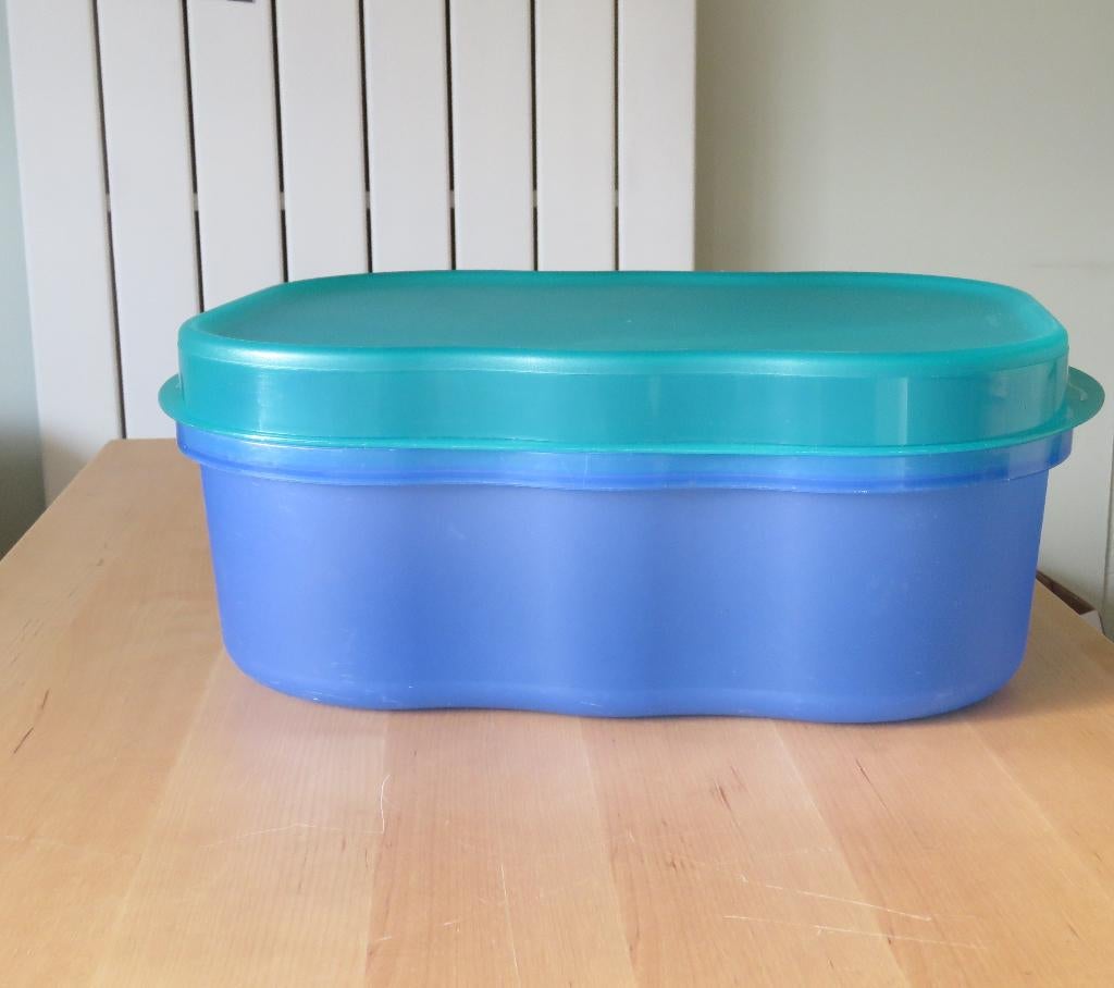Tupperware Broodbox / Brooddoos 39x27x15 cm, Ophalen, Zo goed als nieuw, Blauw, Overige typen