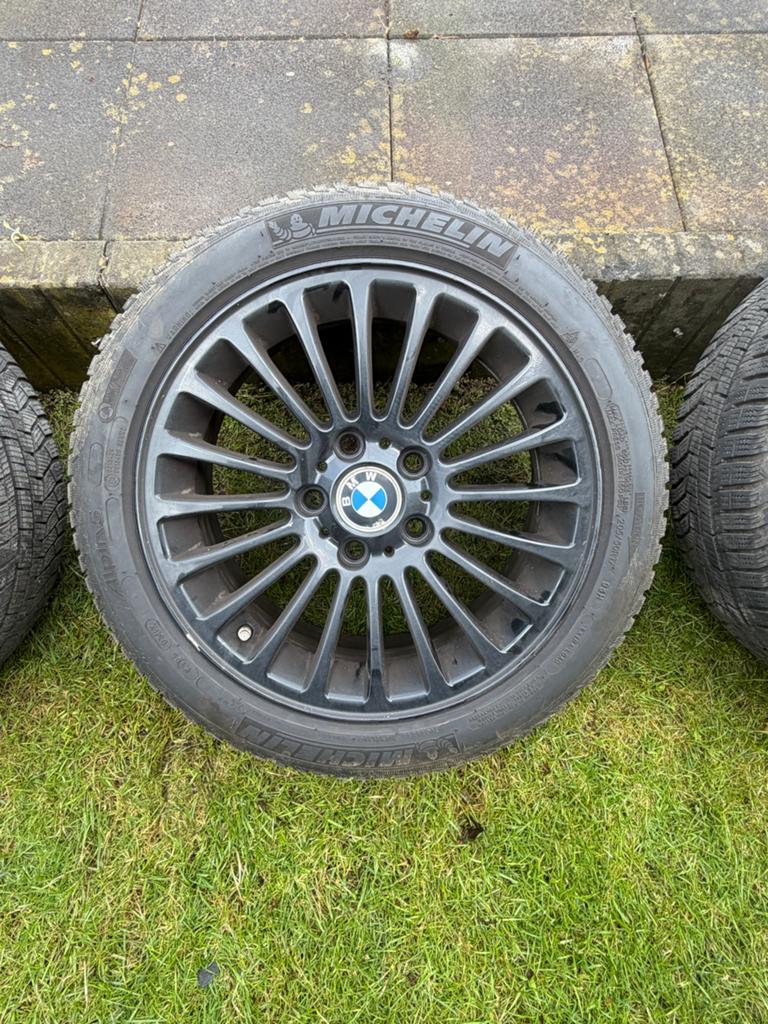 BMW velgen met winterbanden - 17 inch, Auto-onderdelen, Ophalen, Gebruikt, Banden en Velgen, 17 inch