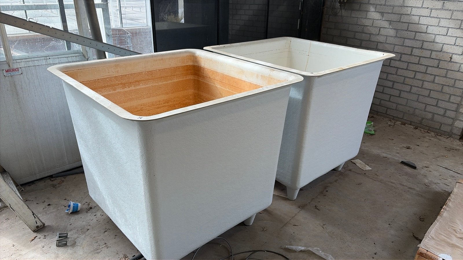 2x Polyester bakken 1000 liter - Gebruikt, Ophalen, Gebruikt, Overige typen