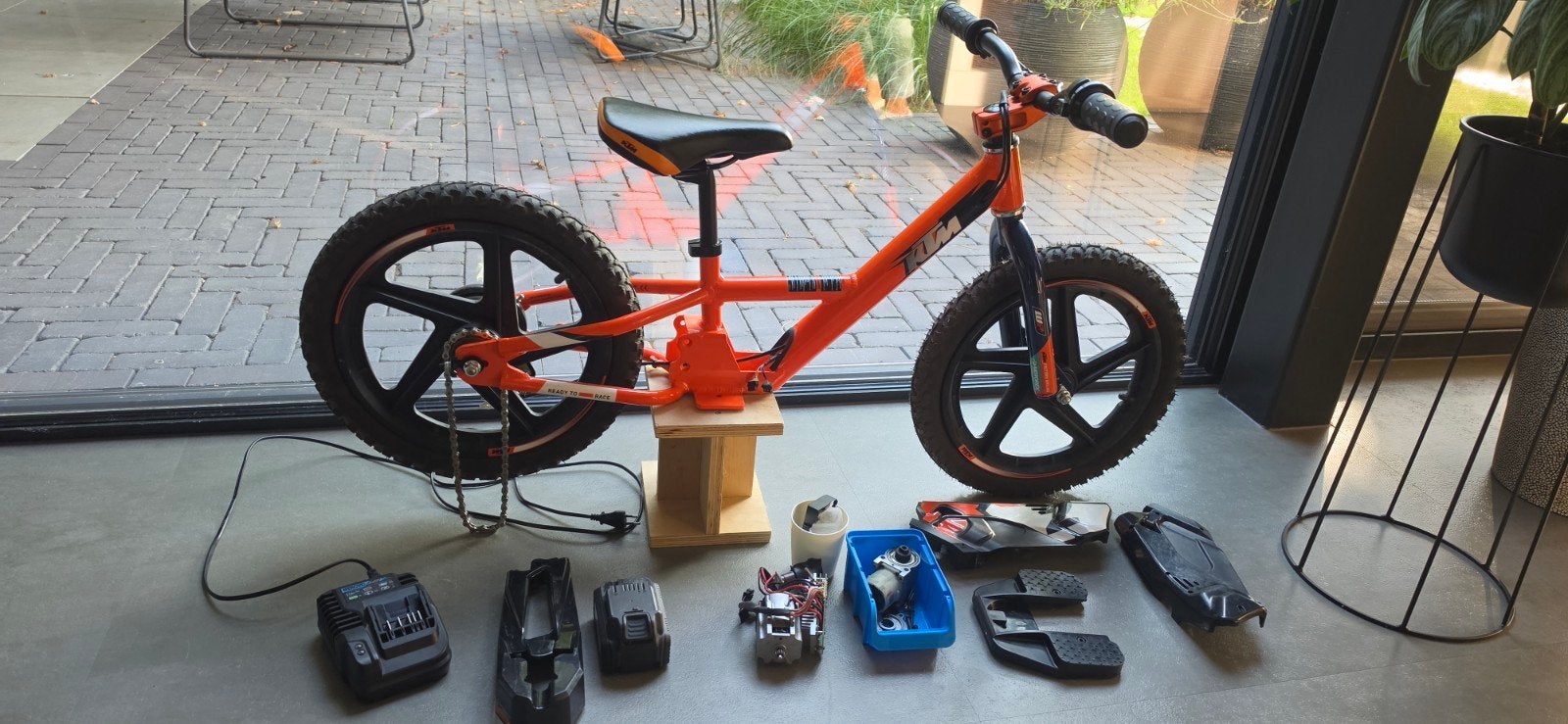 KTM Stacyc 16eDrive Elektrische Loopfiets - ECU defect!, Ophalen, Zo goed als nieuw, Loopfiets