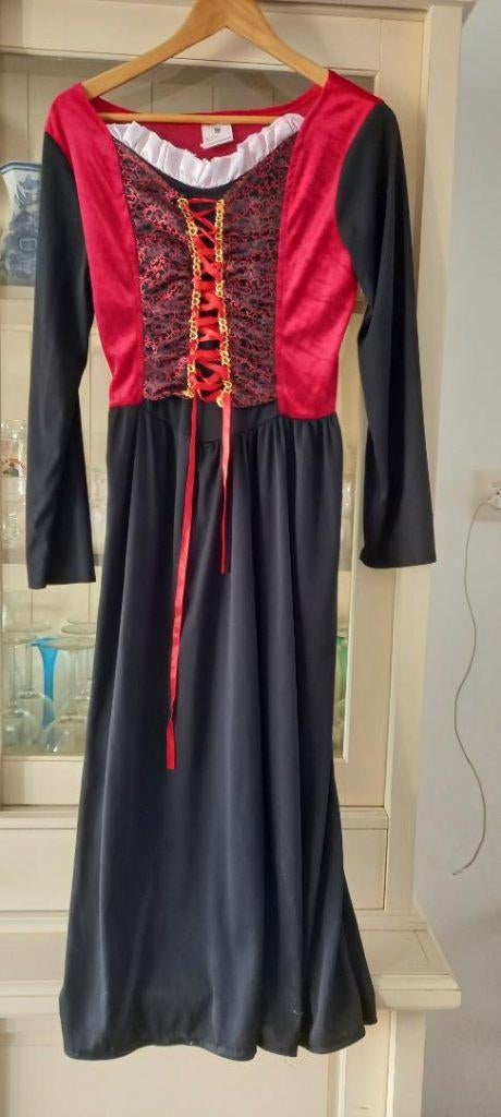 carnavalskleding, Carnaval, Kleding, Gedragen, Ophalen