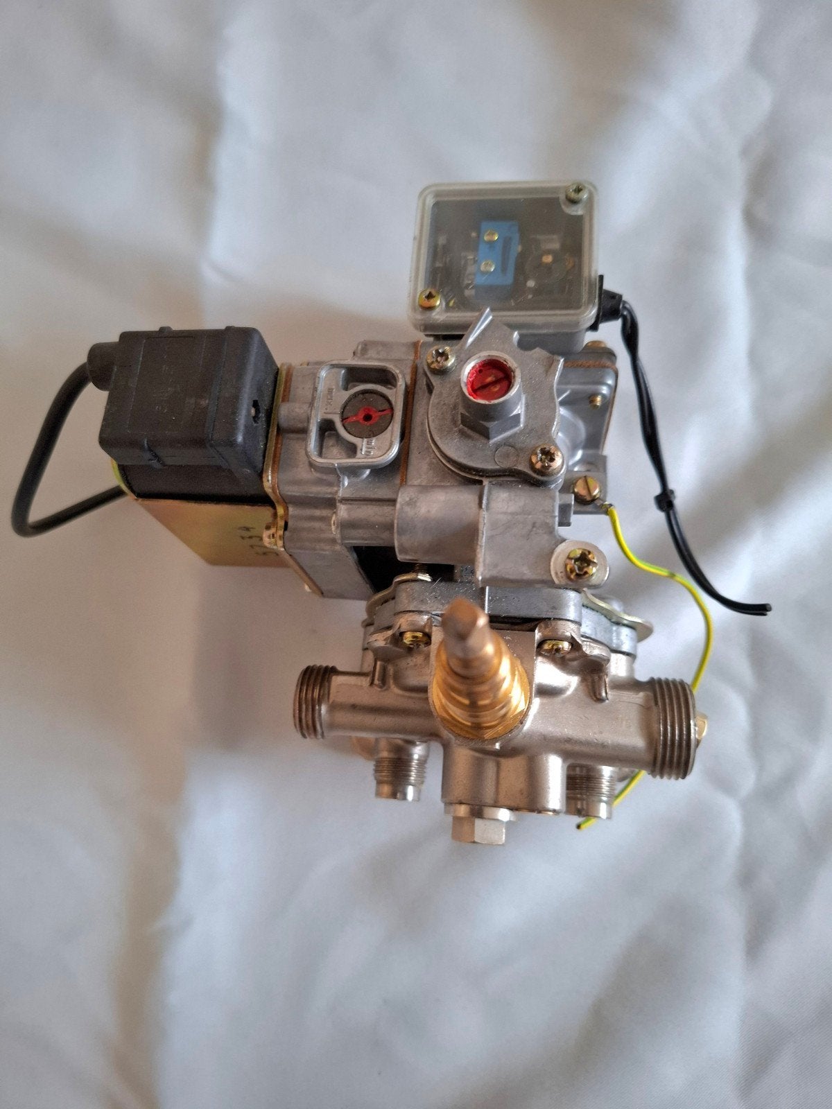 geiser onderdelen Vaillant nieuw !, Ophalen of Verzenden, Minder dan 3 jaar oud, Minder dan 20 liter, Nieuw