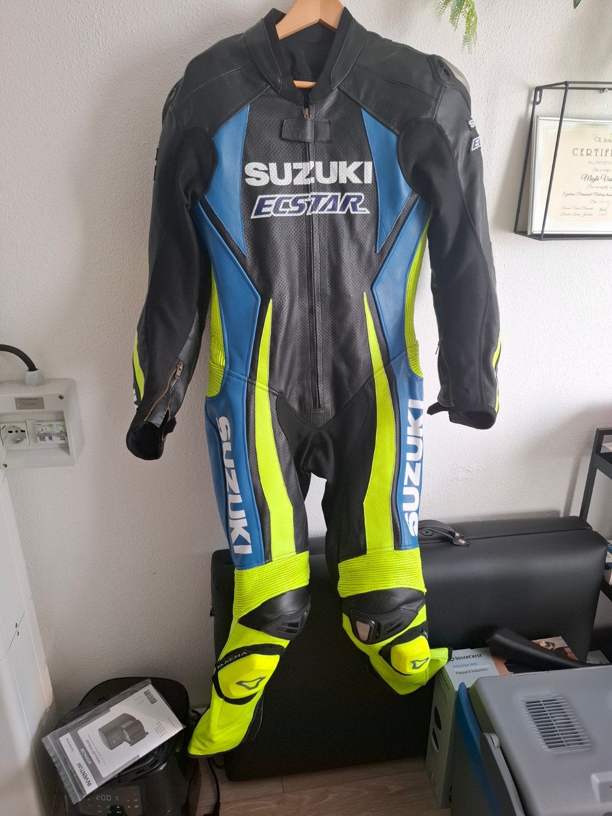 Suzuki Ecstar lederen motorpak - Maat 52, Ophalen of Verzenden, Nieuw zonder kaartje, Suzuki, Heren