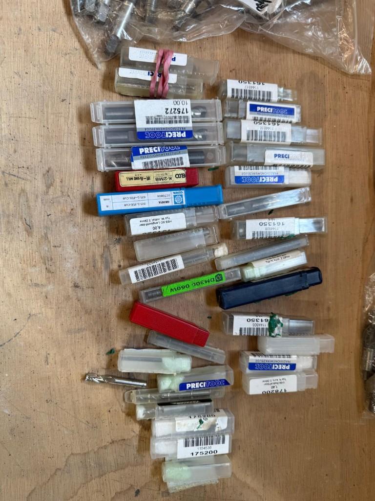 Diverse draadtappen en frezen, Ophalen, Gebruikt, Elektrisch, Overige soorten