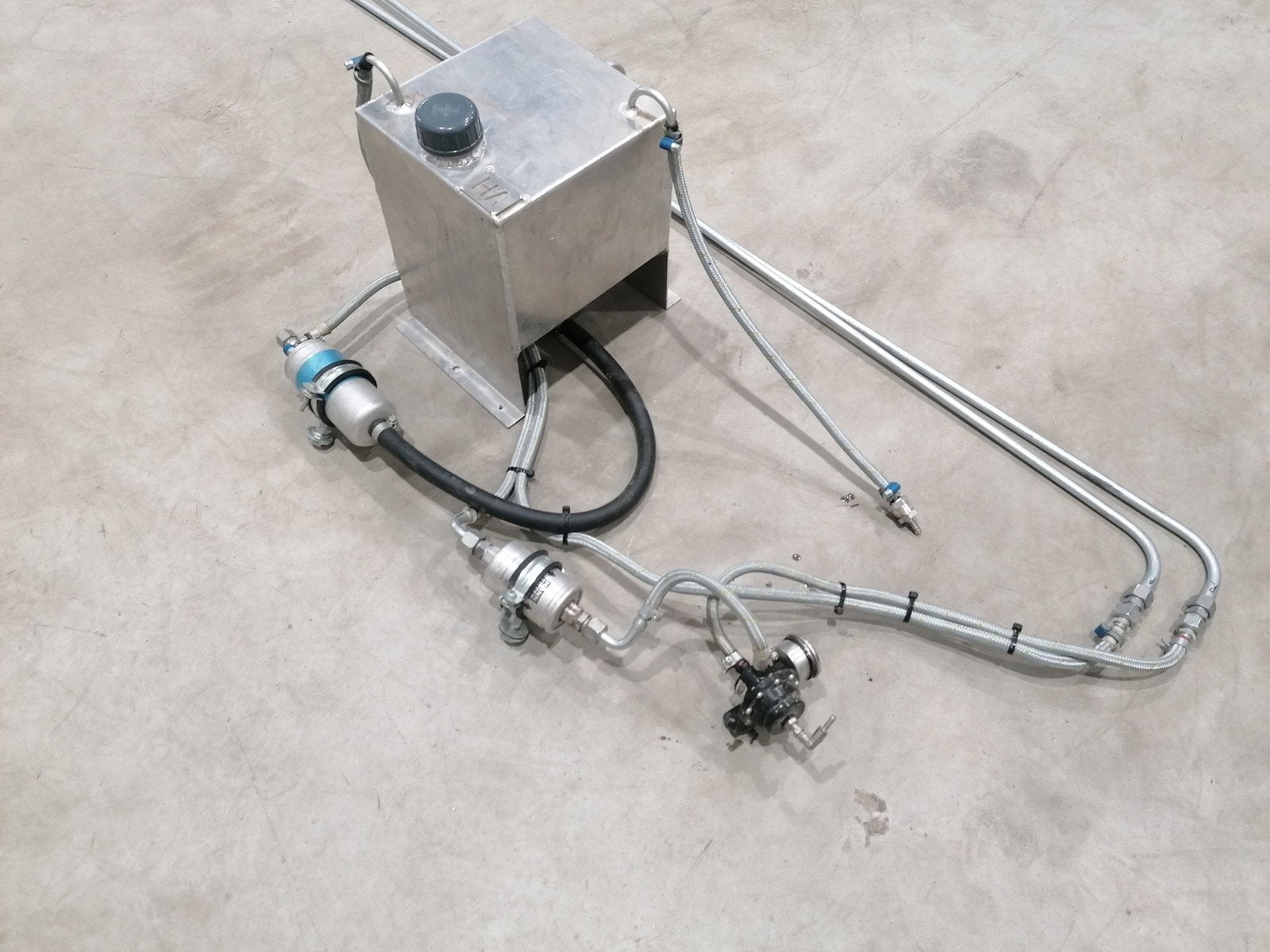 8L Brandstoftank Autocross met pomp, filter en leidingen, Auto-onderdelen, Brandstofsystemen, Gebruikt, Ophalen