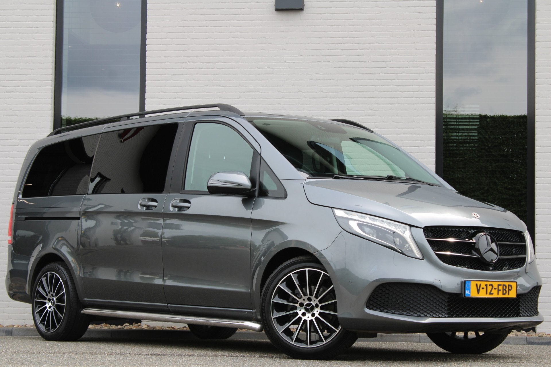 Mercedes-Benz V-Klasse 220d Aut / Lang / DC / 2x Schuifdeur, Automaat, Dealer onderhouden, Achterwielaandrijving, Gebruikt