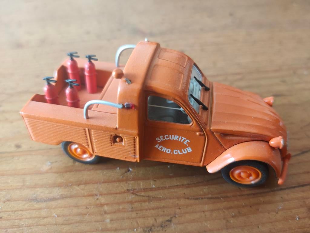 Citroën 2CV pick-up 1:43 Norev nr36, Ophalen of Verzenden, Gebruikt, Auto, Norev
