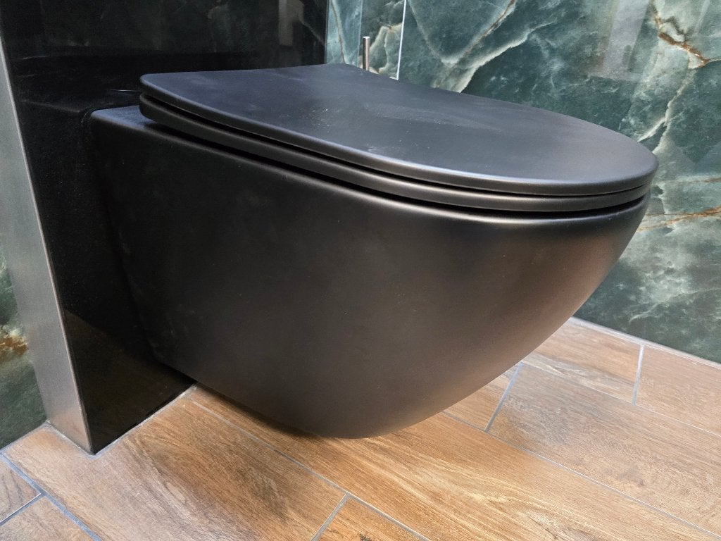 Wandcloset mat zwart met zitting nieuw