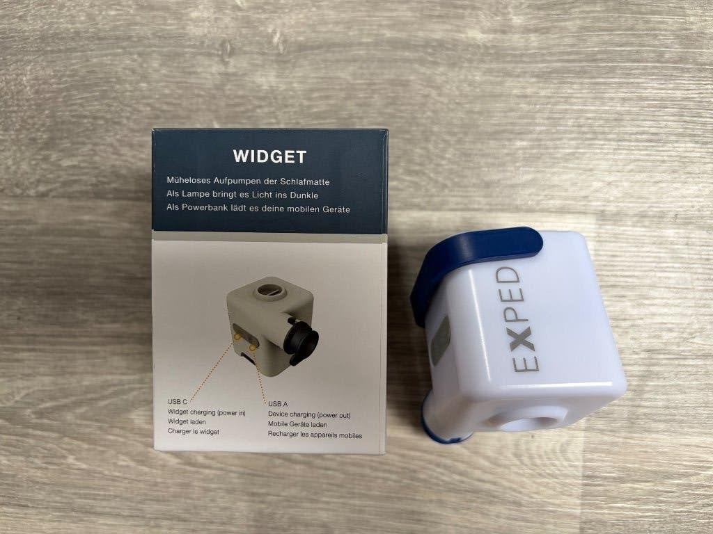 Exped luchtbed pomp, lamp, powerbank, Caravans en Kamperen, Luchtbedden, Ophalen of Verzenden, Ingebouwde pomp, Zo goed als nieuw