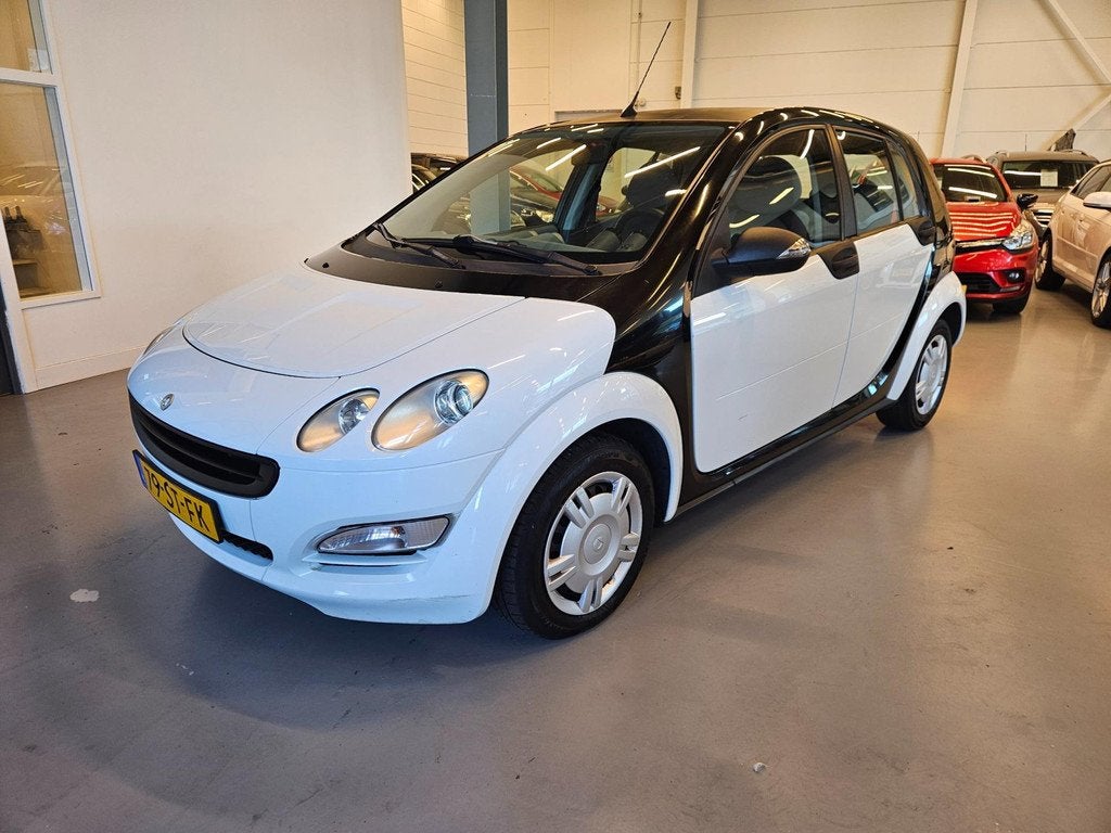 Smart Forfour 1.0 Spring Edition III | 5 - deurs | Nieuwe AP, Voorwielaandrijving, ForFour, Zwart, Origineel Nederlands