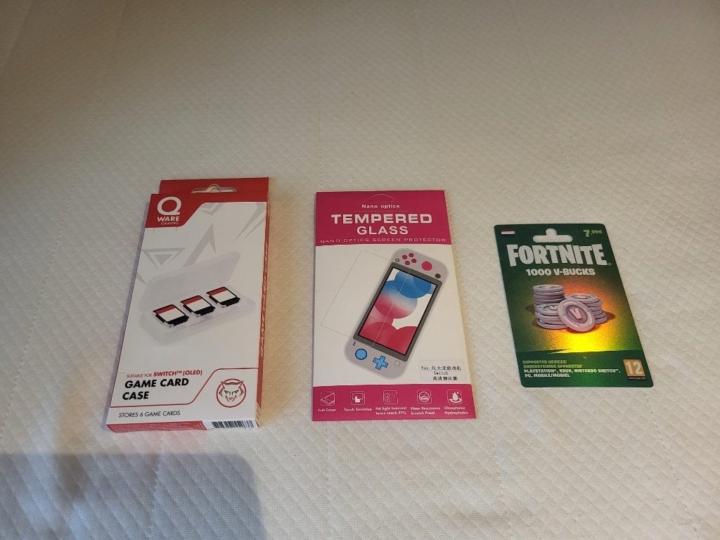 Screenprotector, kaarthouder & 1000 V-Bucks voor Switch, Ophalen of Verzenden, Nieuw, Switch, Overige typen
