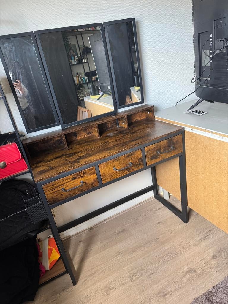 Bruine make-up tafel met 3 lades, krukje en inklapbare spieg, Ophalen, Overige typen, Bruin, Zo goed als nieuw