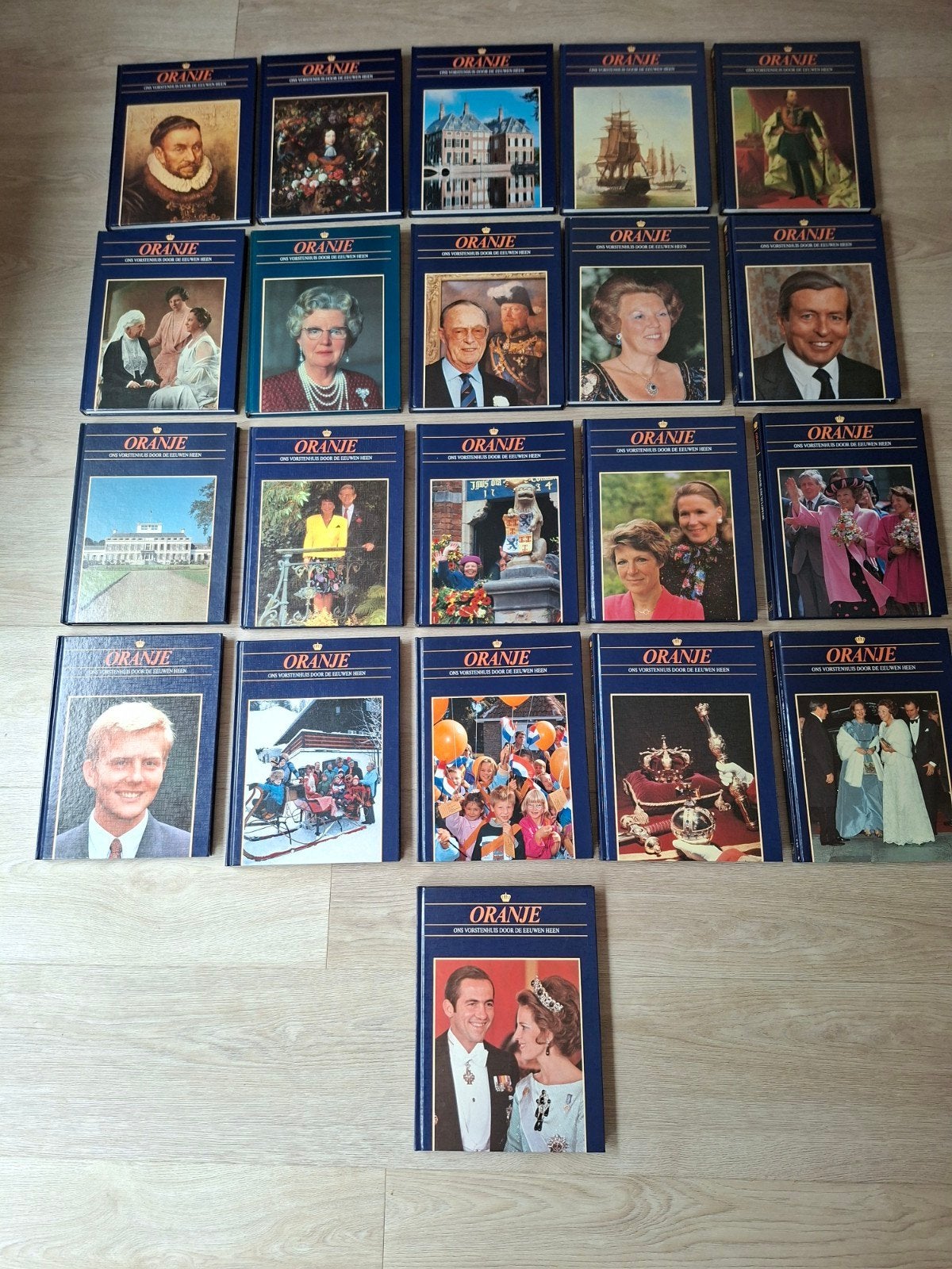 Complete Lekturama serie Oranje ons vorstenhuis (21 delen), Ophalen of Verzenden, 20e eeuw of later, Zo goed als nieuw