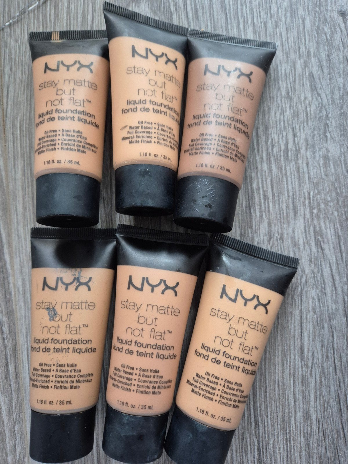NYX Stay Matte But Not Flat Liquid Foundation diverse kleur, Gebruikt, Overige kleuren, Gehele gezicht, Ophalen of Verzenden