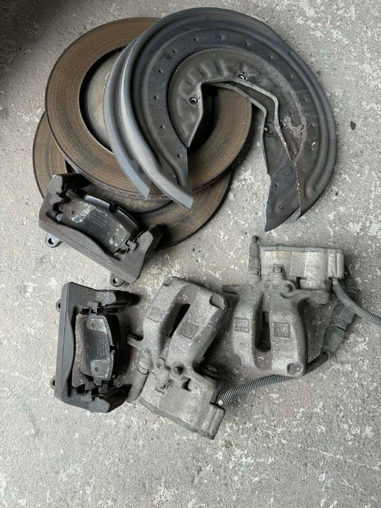 Audi A8 S8 4E D3 Remklauwen 385mm 335mm, Ophalen of Verzenden, Gebruikt, Audi