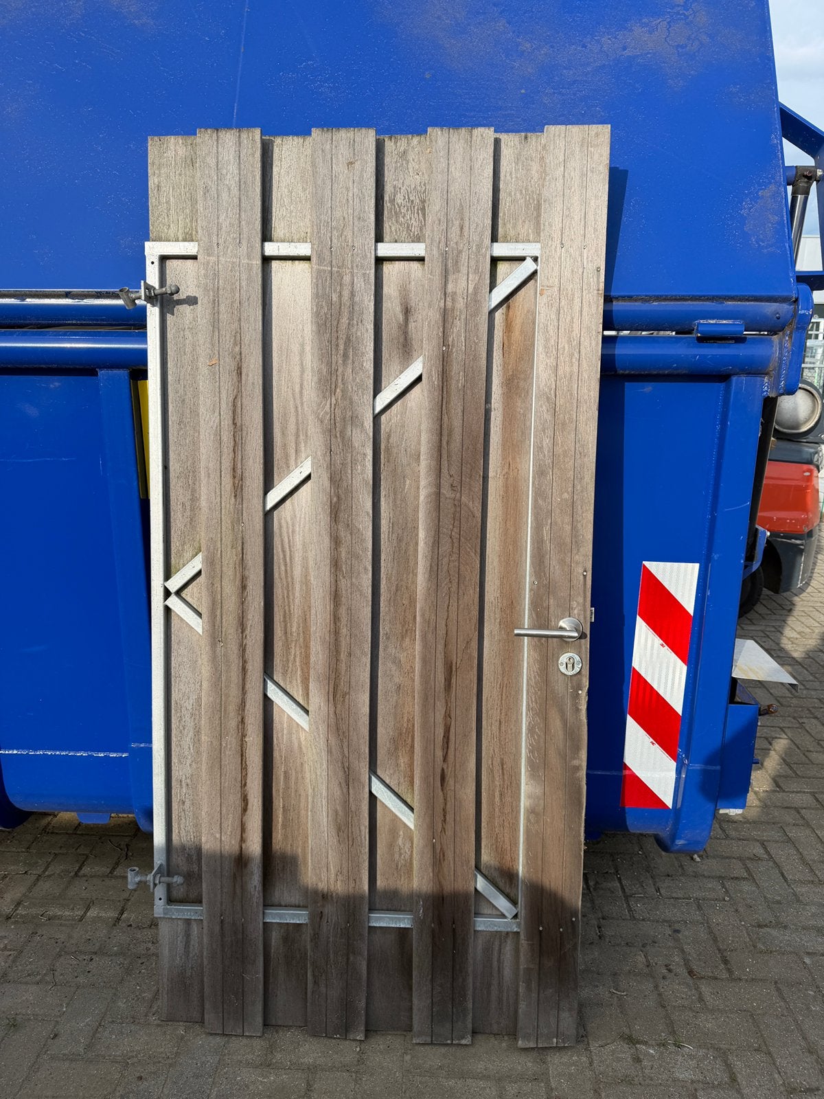Poort met staal frame en hardhouten planken 100x205cm, Tuin en Terras, Ophalen, Gebruikt, 100 tot 150 cm, 200 cm of meer
