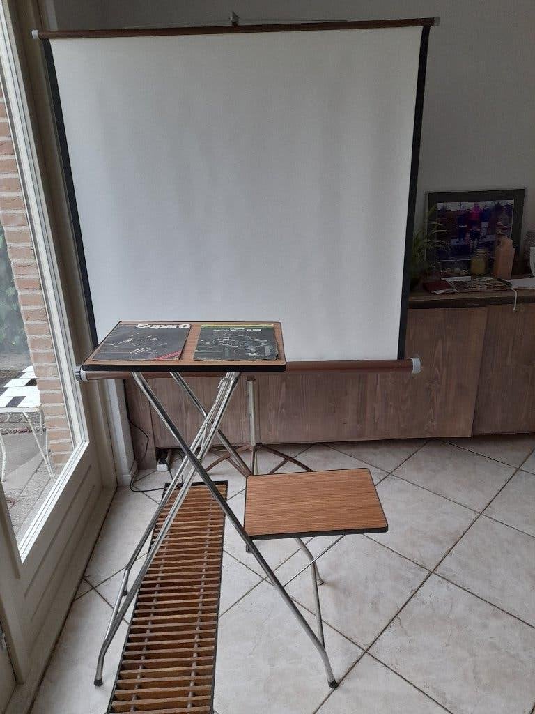 Projectiescherm met tafel en camera + projector van Canon, Ophalen of Verzenden, Accessoire