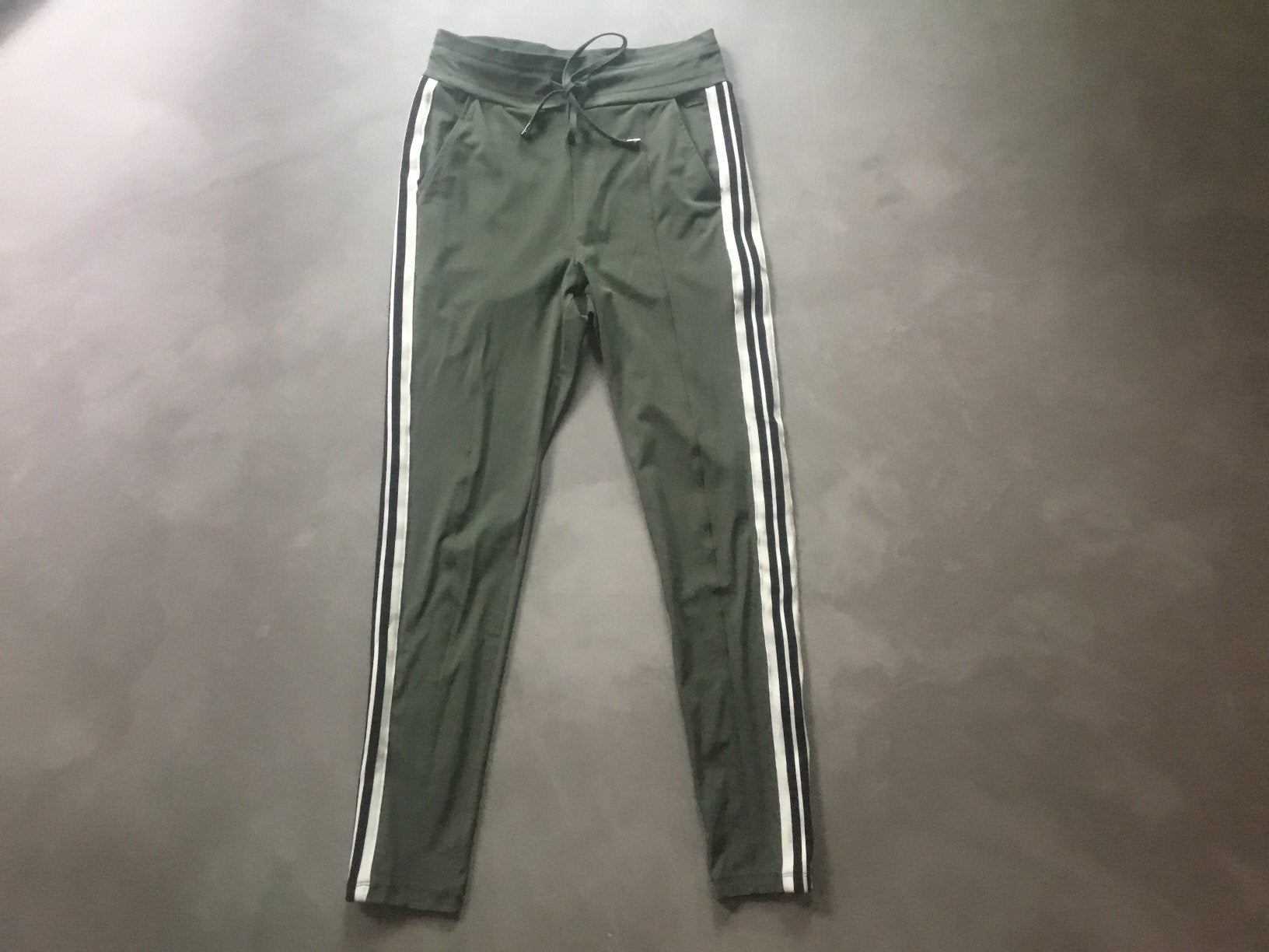 Travelwear broek Mi Piace maat S, Kleding | Dames, Broeken en Pantalons, Ophalen of Verzenden, Zo goed als nieuw, Maat 36 (S)