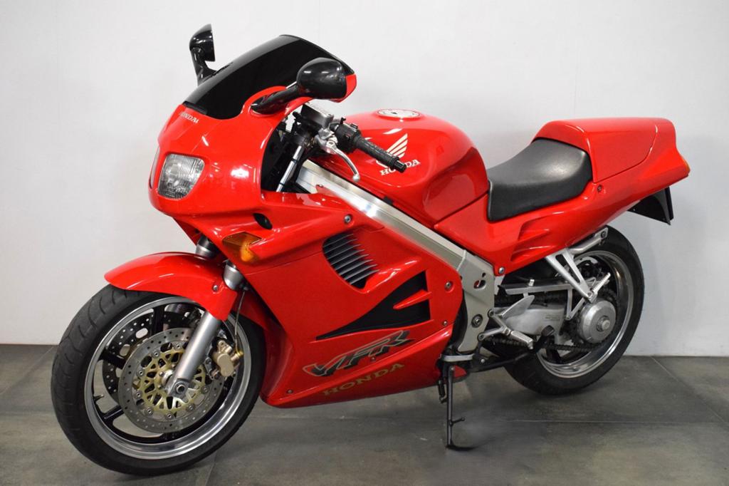 HONDA VFR 750 F V4 (bj 1996), HONDA, 4 cilinders, Motorrijbewijs A, Bedrijf
