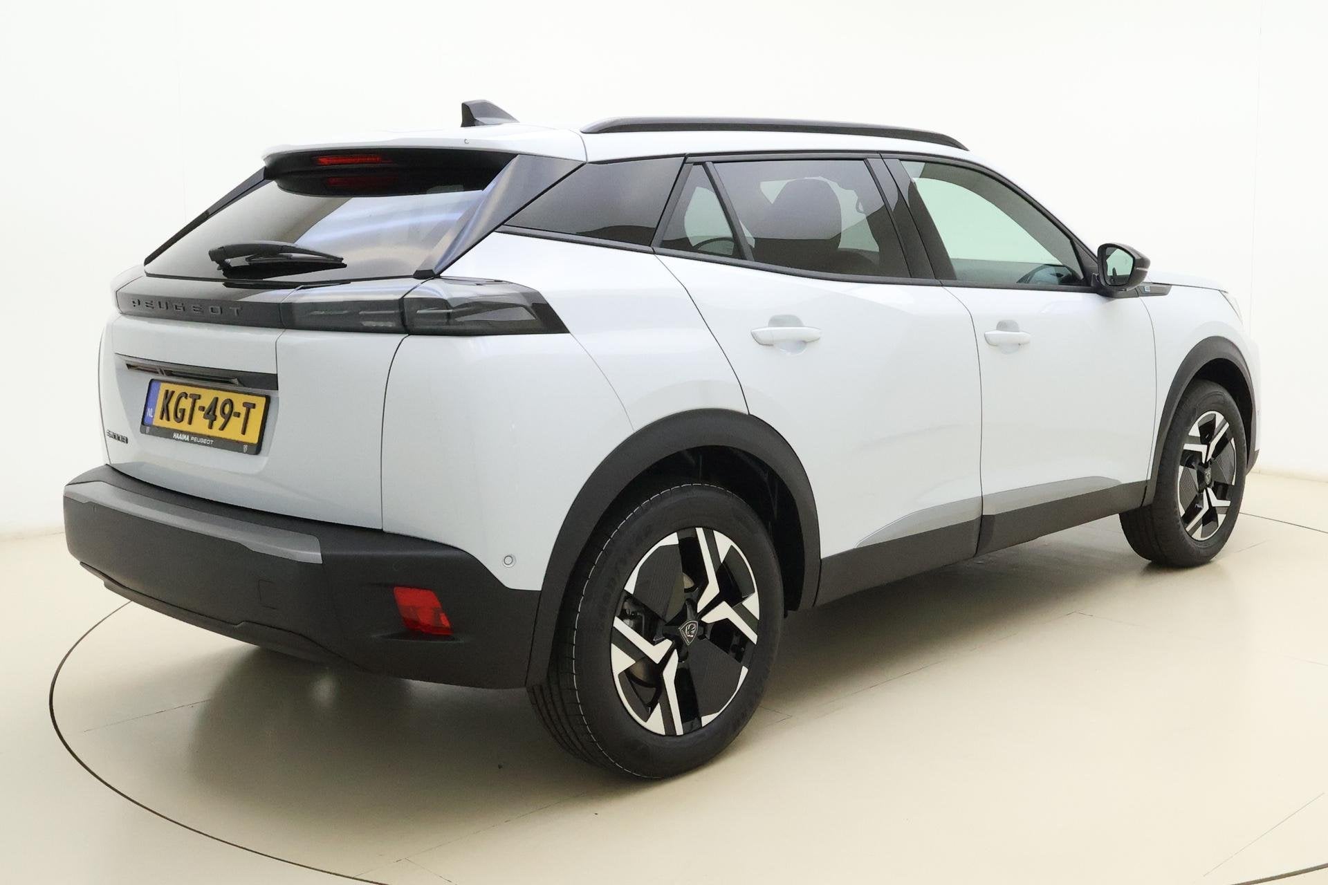 Peugeot e-2008 EV Allure Avantage 54 kWh DEMO | 400km WLTP |, Auto's, 156 pk, Leder en Stof, Wit, Origineel Nederlands