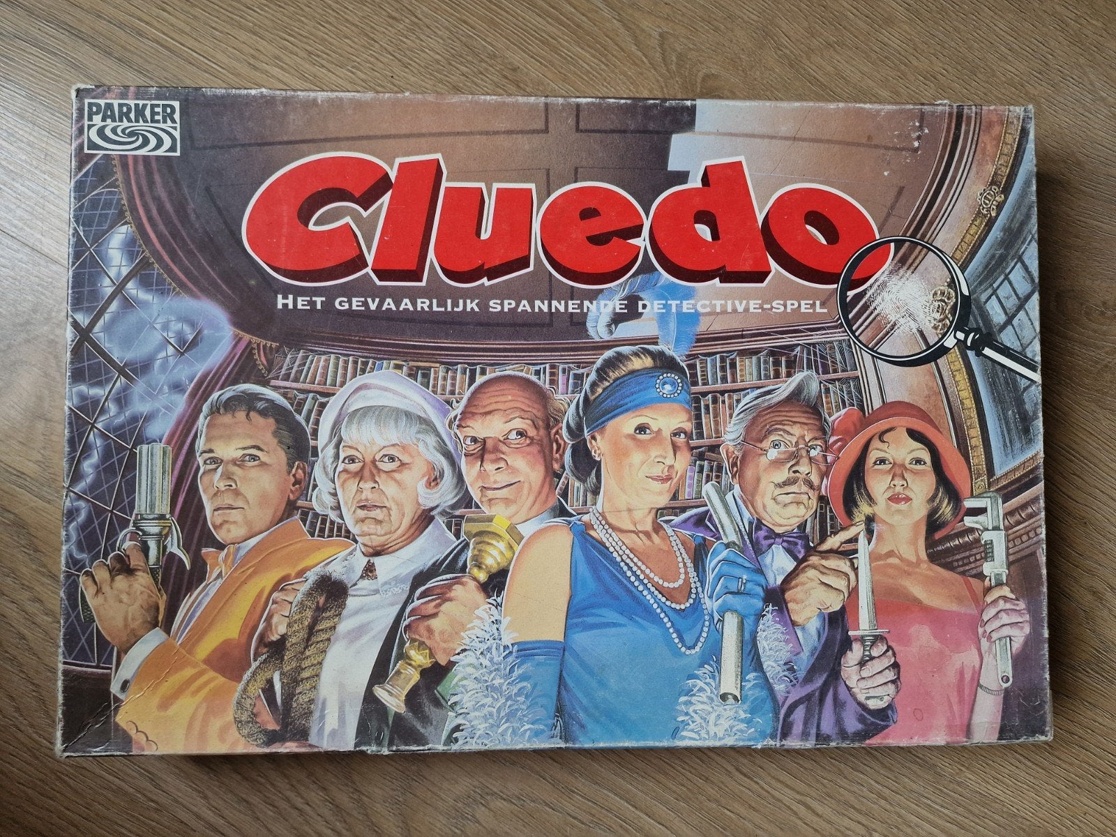 Cluedo: Het Gevaarlijk Spannende Detective-Spel, Hobby en Vrije tijd, Gezelschapsspellen | Bordspellen, Vijf spelers of meer, Ophalen of Verzenden