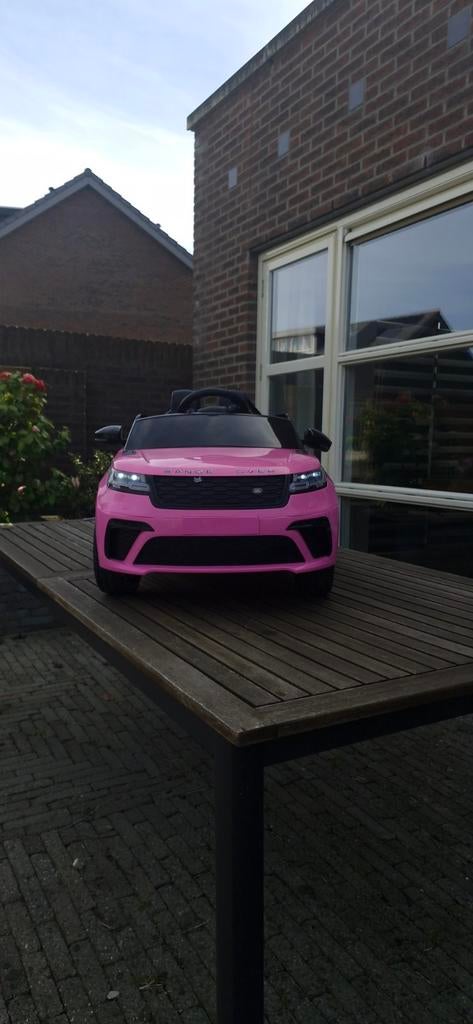 Roze Range Rover elektrische kinderauto met digital audio, Ophalen, Zo goed als nieuw, Afstandsbediening