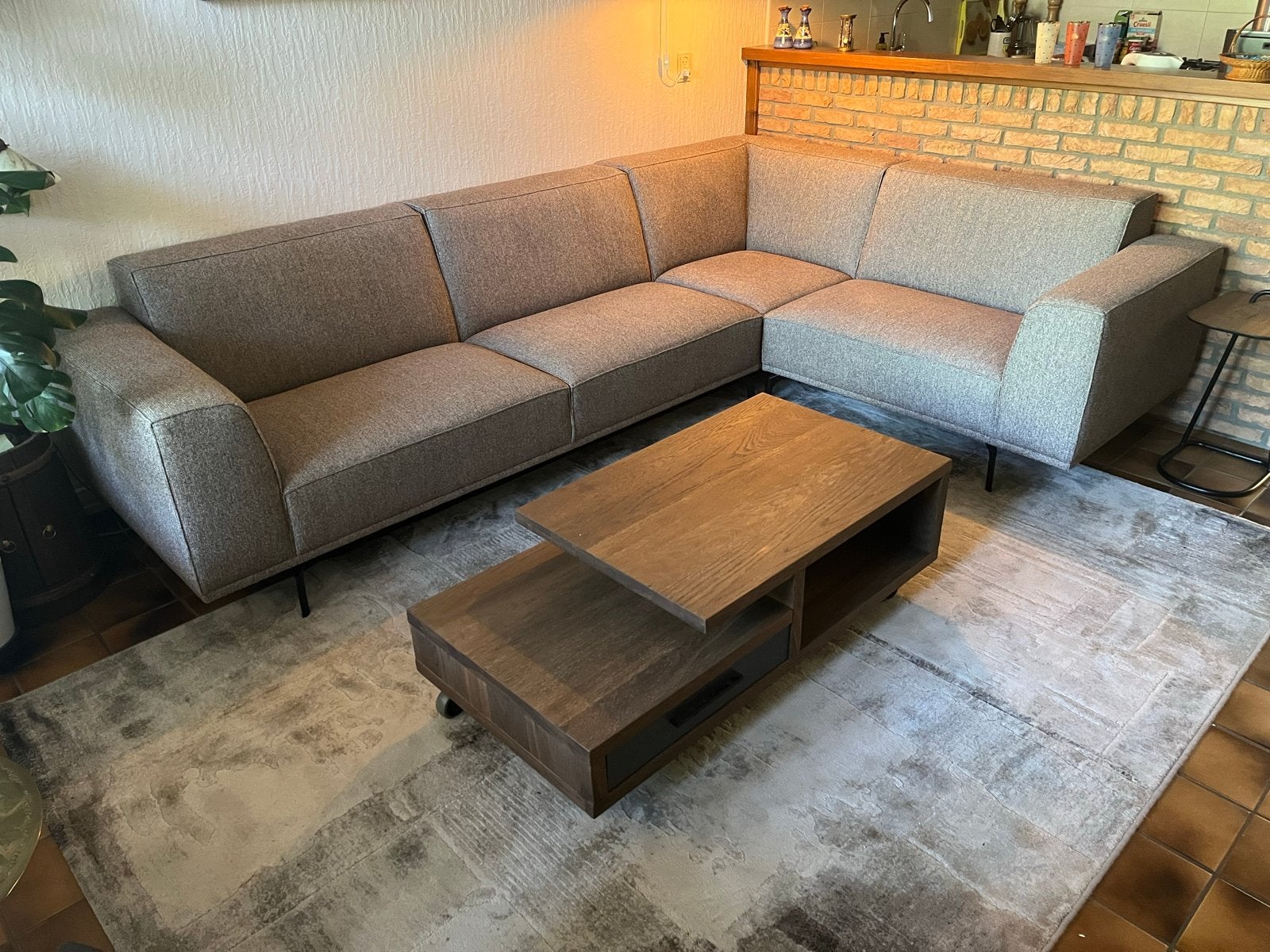 Moderne Hoekbank Sofia - Zo goed als nieuw, Ophalen, 250 tot 300 cm, Hoekbank, 75 tot 100 cm