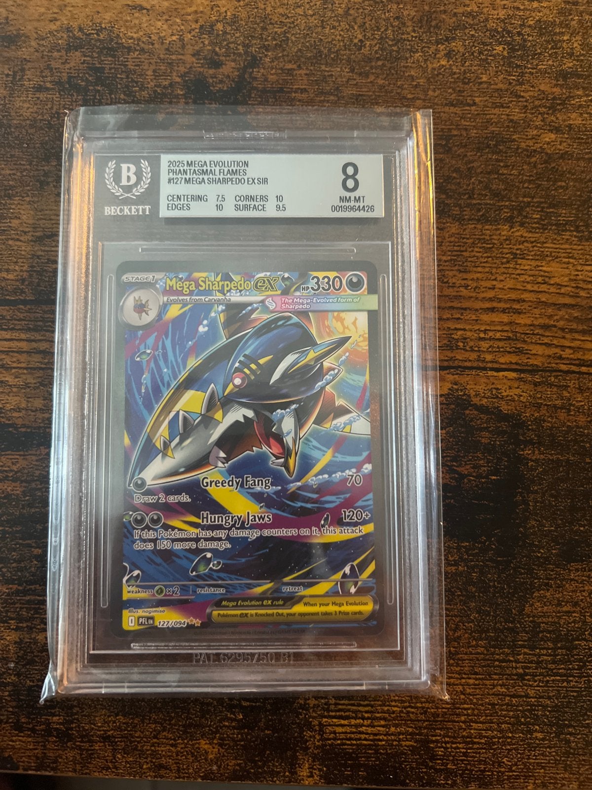 Pokémon Mega Sharpedo EX BGS 8 NM-MT Graded Kaart, Ophalen of Verzenden, Zo goed als nieuw, Losse kaart