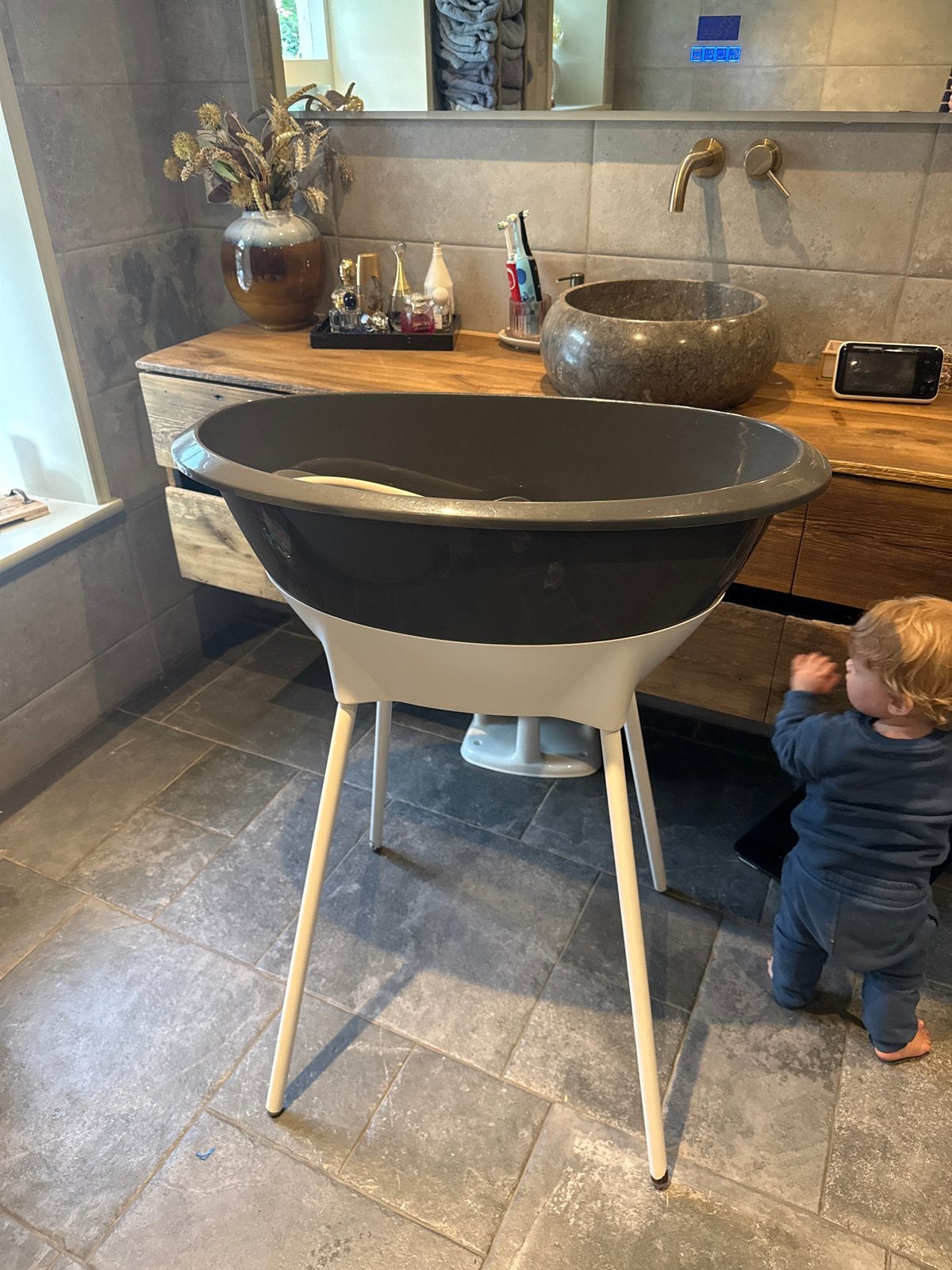 Babybadje grijs/wit Luma, Gebruikt, Badje, Standaard, Ophalen