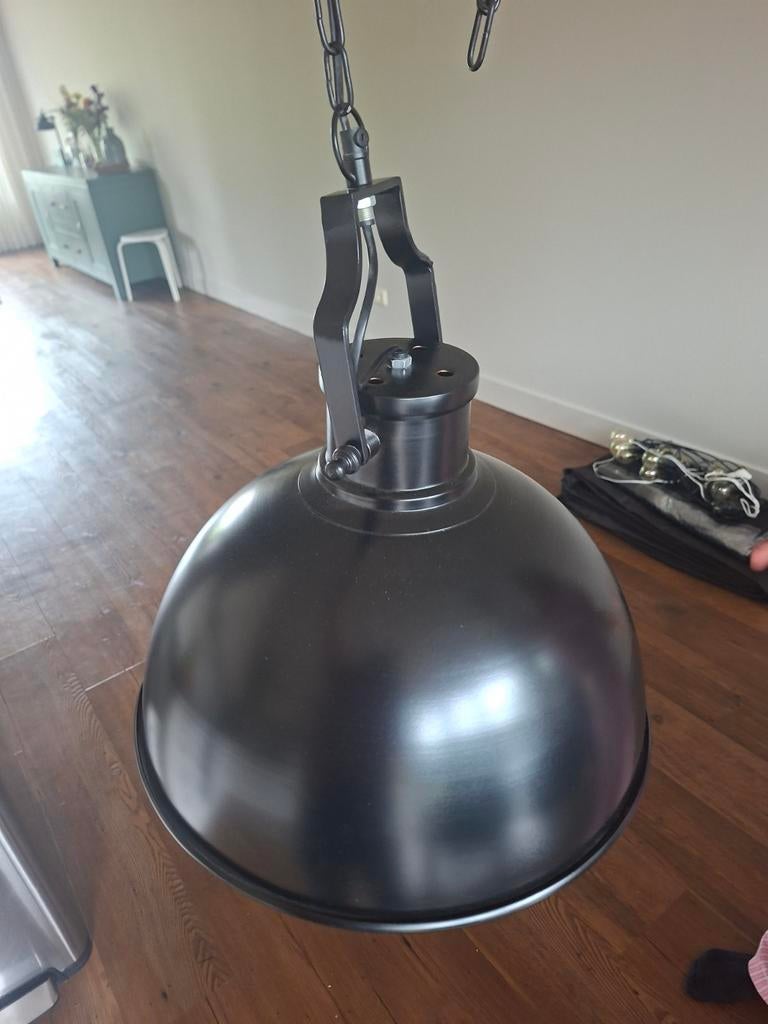 Zwarte hanglamp voor boven eettafel, Huis en Inrichting, Ophalen, Gebruikt