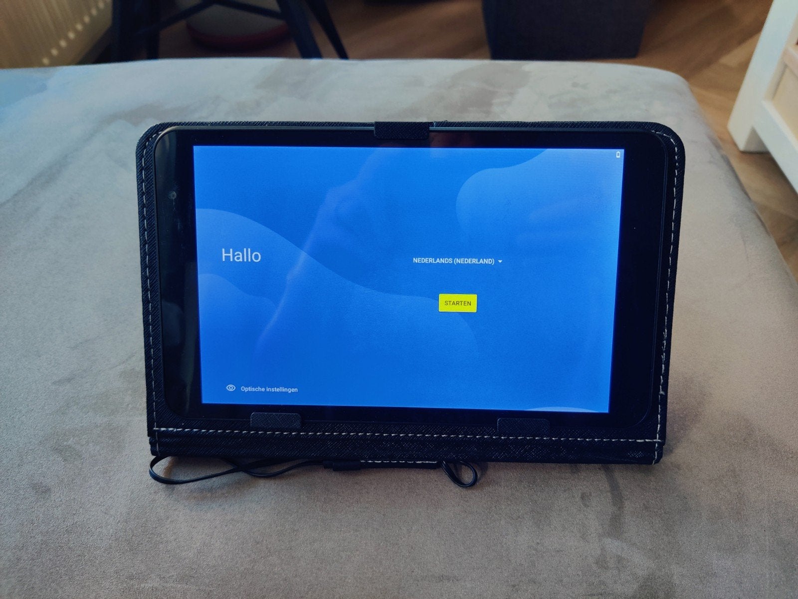 NHA Tablet met toetsenbordhoes - Zo goed als nieuw, Usb-aansluiting, Zo goed als nieuw, Tablet, Wi-Fi
