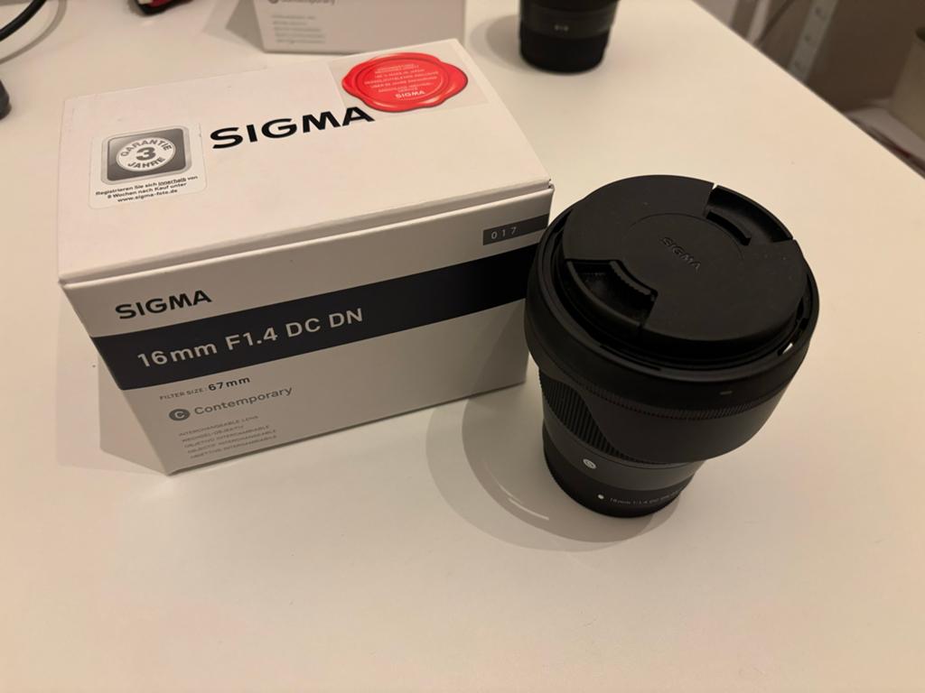 Sigma 16mm F1.4 DC DN Canon EF-M mount, Ophalen, Zo goed als nieuw, Groothoeklens