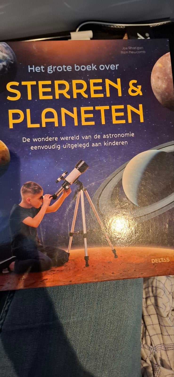 Sterren en Planeten boek, Boeken, Ophalen of Verzenden, Zo goed als nieuw, Fictie algemeen