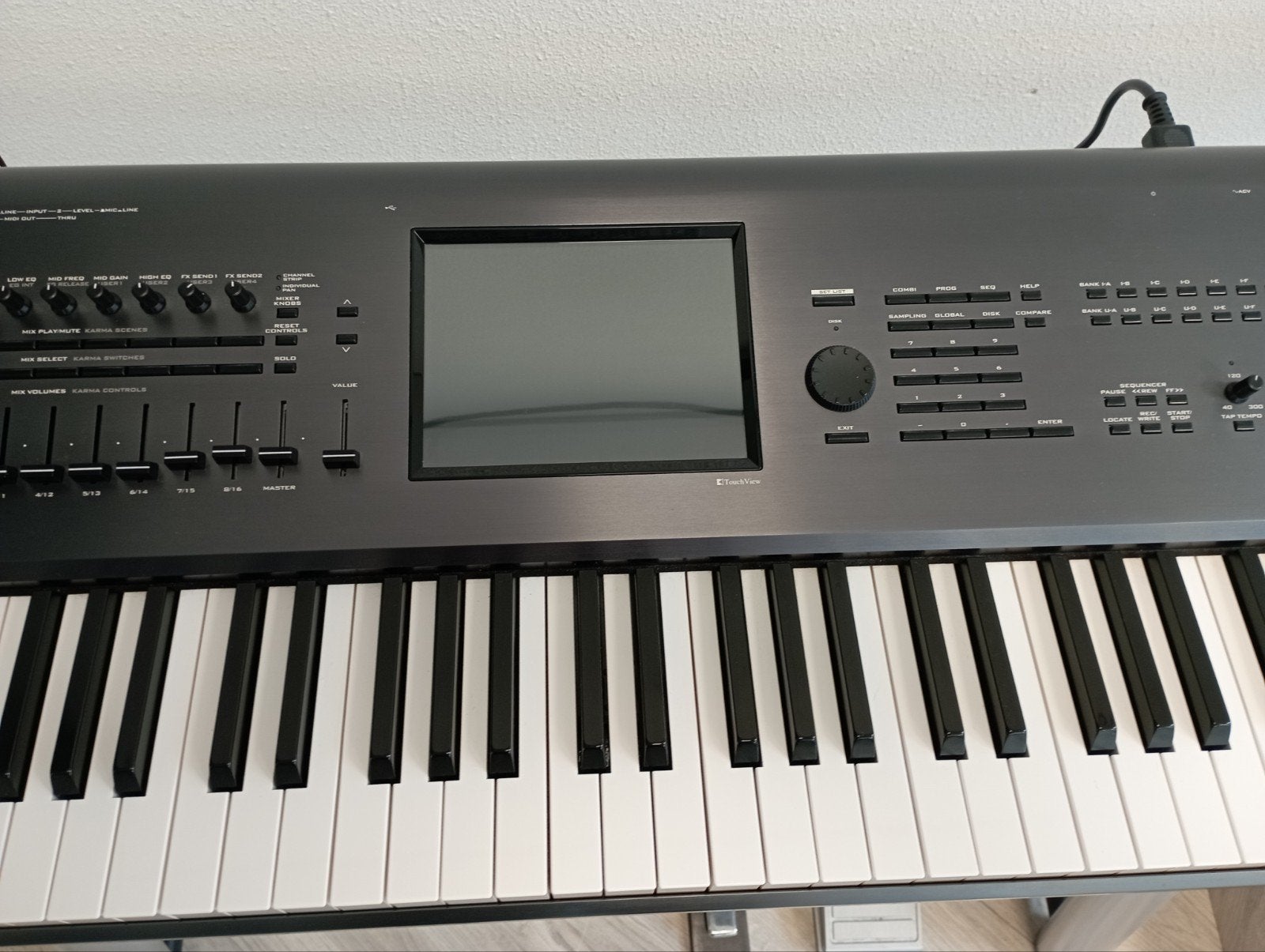 Korg Kronos 88 gewogen toetsen., Ophalen, Gebruikt, 88 toetsen, Korg