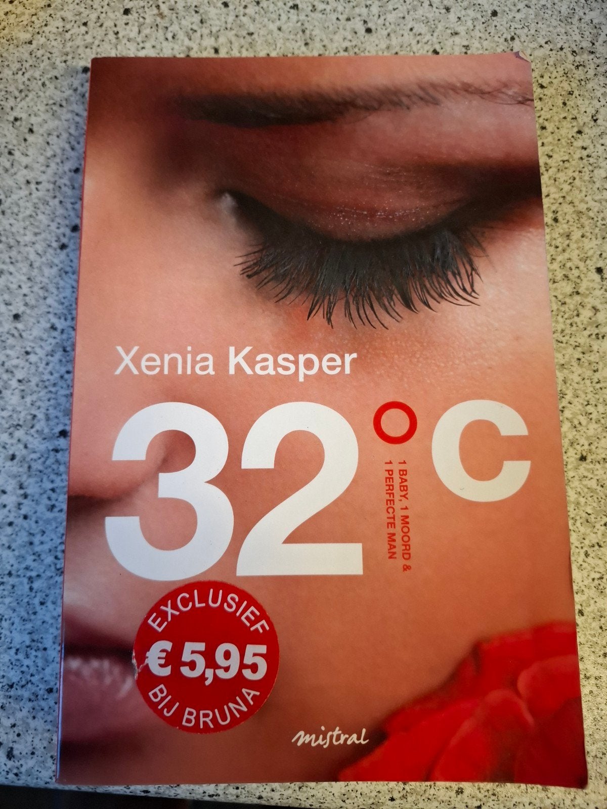Xenia Kasper - 32C, Ophalen of Verzenden, Zo goed als nieuw, Xenia Kasper
