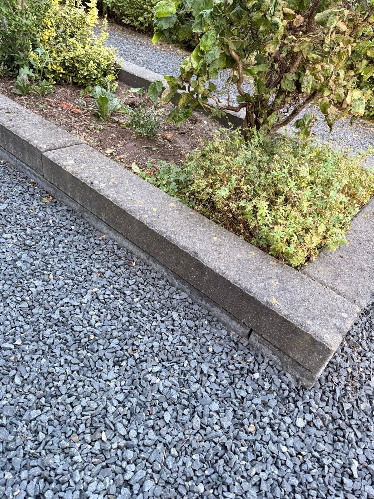 Betonnen bielzen GRATIS 23 stuks, Ophalen, Gebruikt, 100 tot 200 cm, Biels