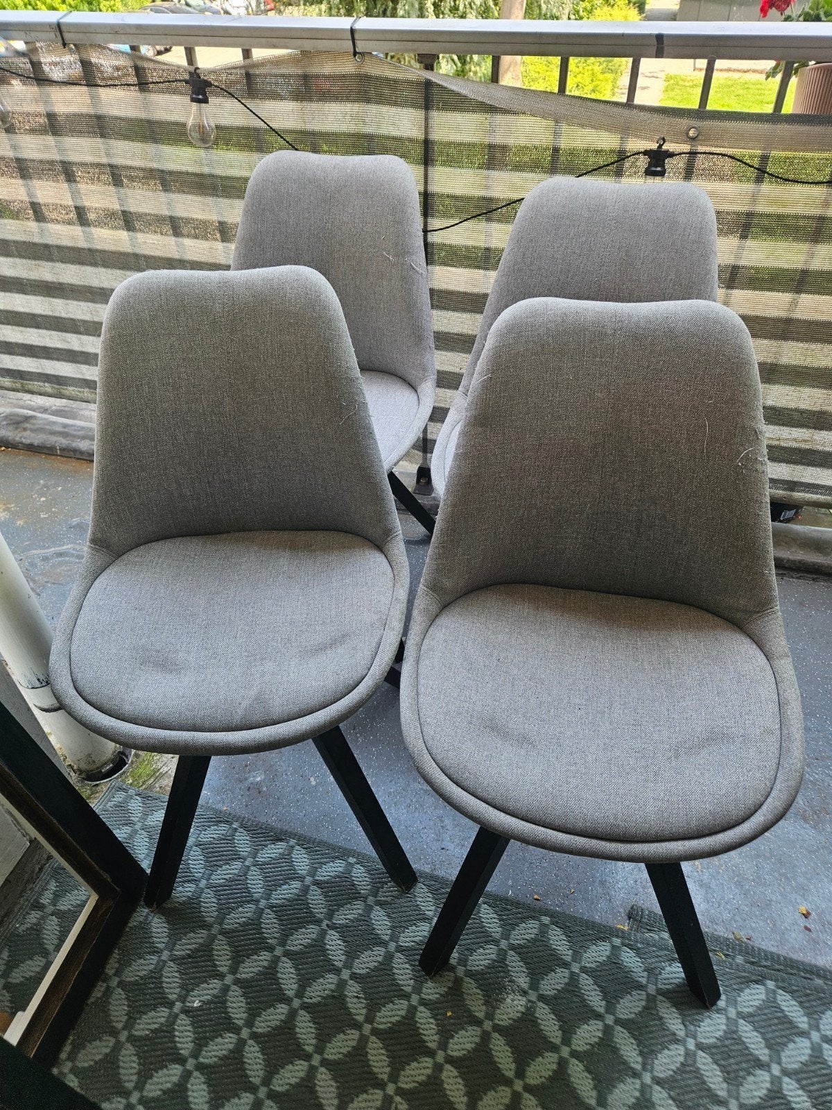 Set van 4 grijze eetkamerstoelen, Huis en Inrichting, Stoelen, Ophalen, Gebruikt, Vier, Stof