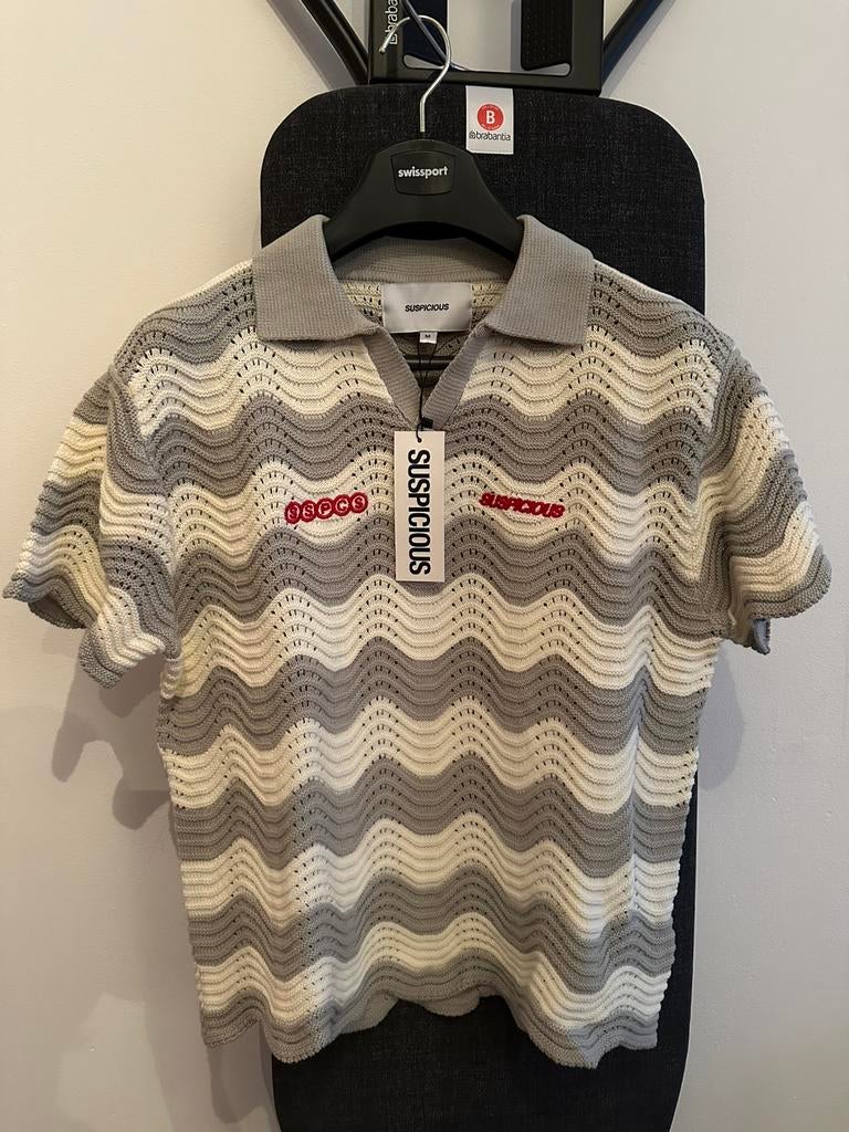 Suspicious Antwerp / Unisex - M / Wavy Double Icon Polo Dune, Ophalen of Verzenden, Zo goed als nieuw, Maat 48/50 (M), Beige