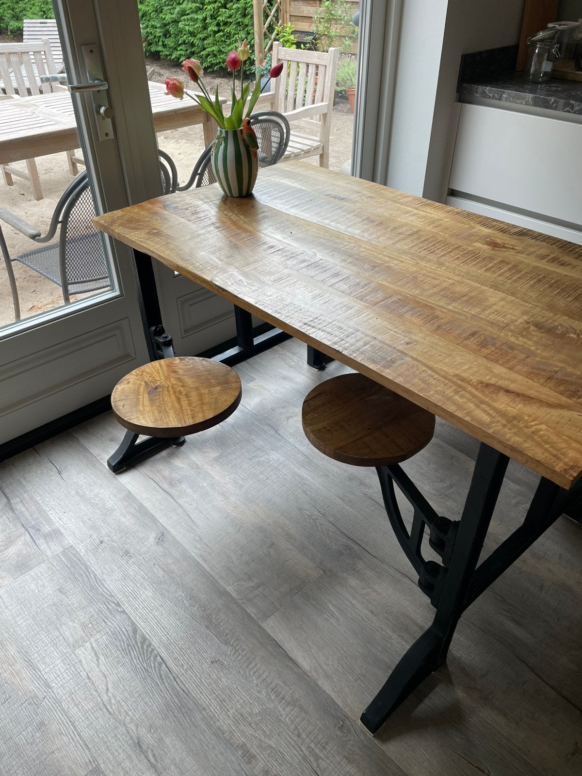 Industriele mancave tafel, Ophalen, Zo goed als nieuw, Rechthoekig, 50 tot 100 cm