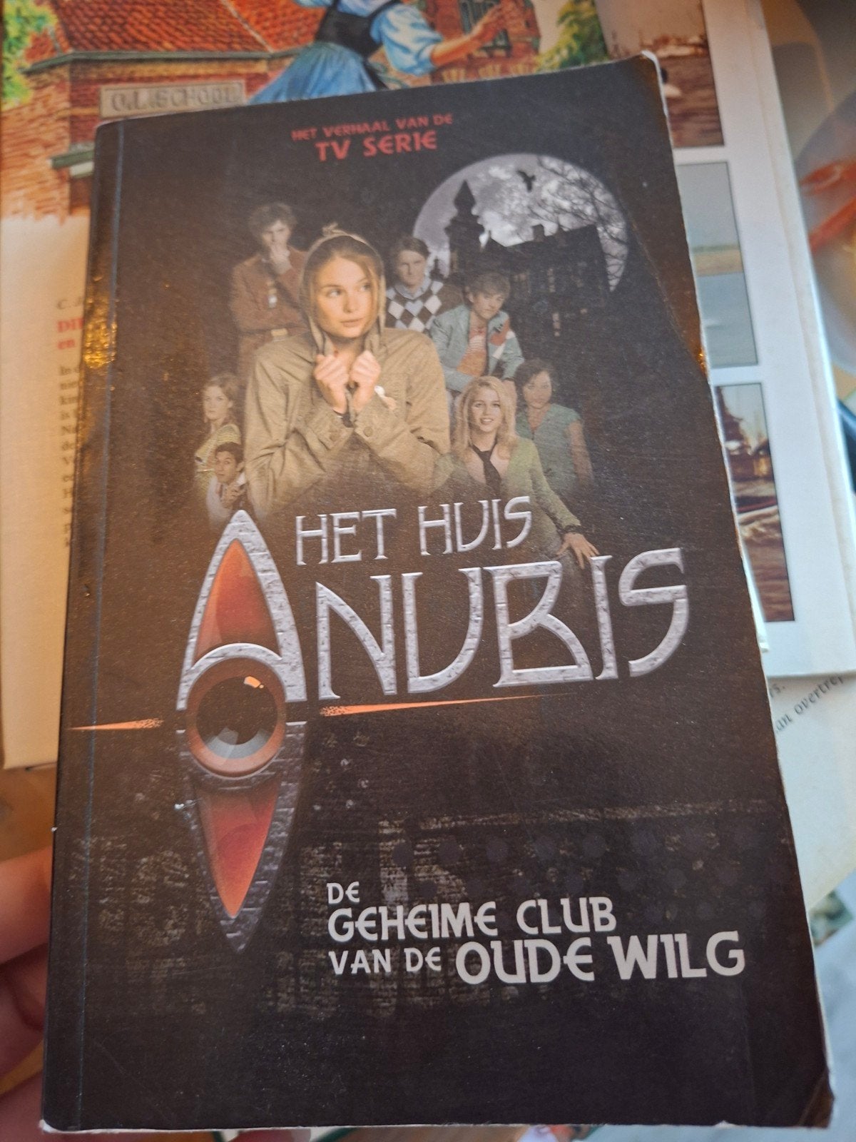 Het Huis Anubis: De Geheime Club van de Oude Wilg, Boeken, Ophalen of Verzenden, Gelezen, Diverse auteurs, Fictie