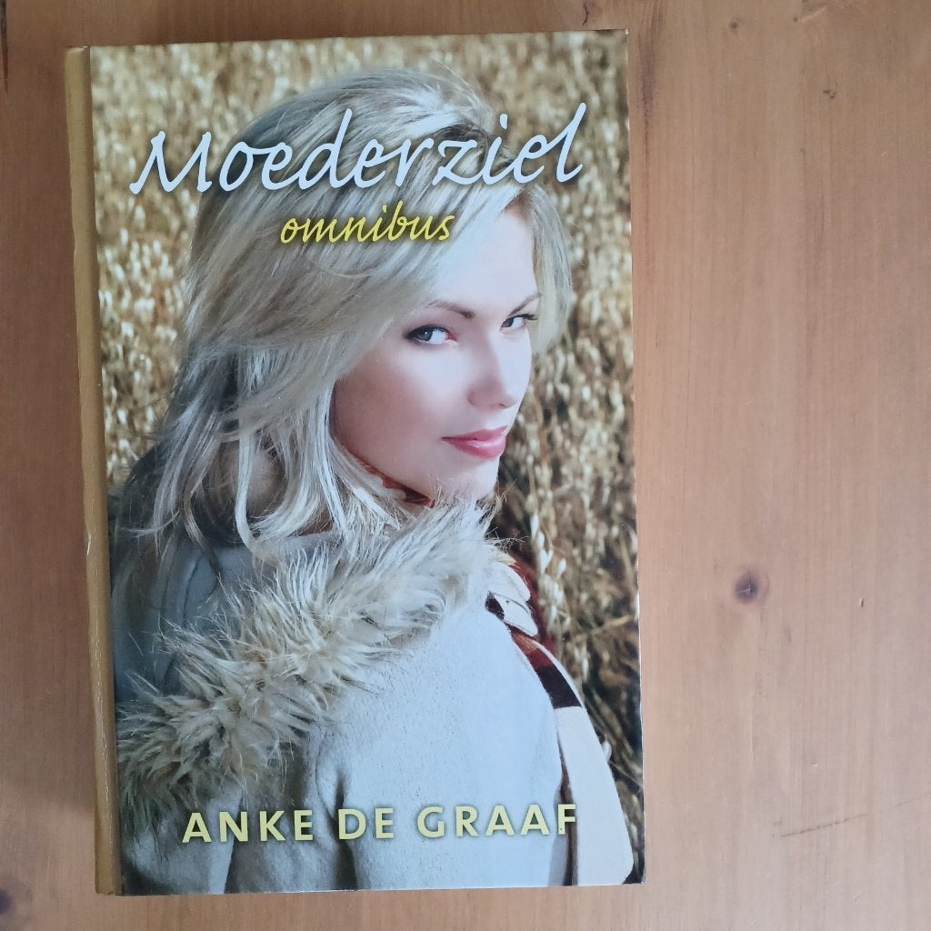 Moederziel omnibus, Boeken, Ophalen of Verzenden, Gelezen, Anke de Graaf, Nederland